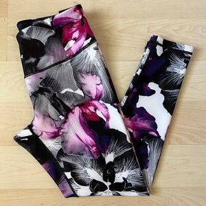 CALIA Women's Core Essential 7/8 Leggings (size S) *NWT*